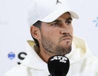 El tenista español Carlos Alcaraz anuncia que no jugará en Roland Garros