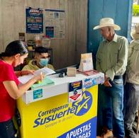 Sonríen pensionados en Colombia porque fondos privados les pagarán buena indemnización