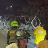 Reportan otra explosión de bus, esta vez cerca de batallón de Palmira y tras atentado en Cali