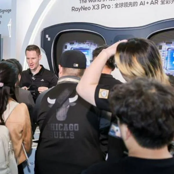 TCL le apuesta al futuro con innovación en televisores, IA y gafas inteligentes