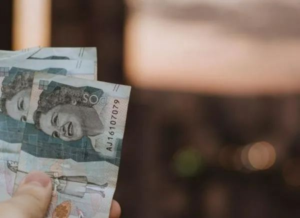 Jornada laboral en Colombia bajará a 42 horas: impacto salarial