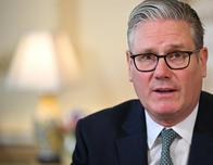 El Parlamento británico decide si investiga a Starmer por nombrar a Mandelson pese a sus vínculos con Epstein