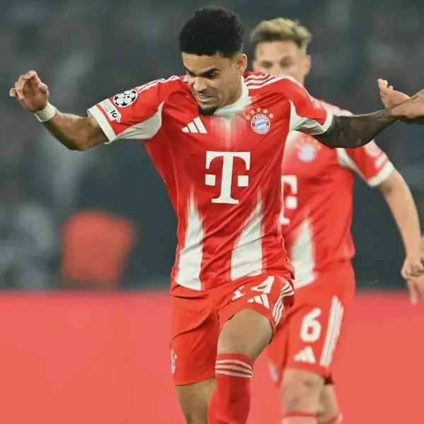 Luis Díaz se ganó los elogios de Marquinhos, tras su gol contra PSG en Champions League