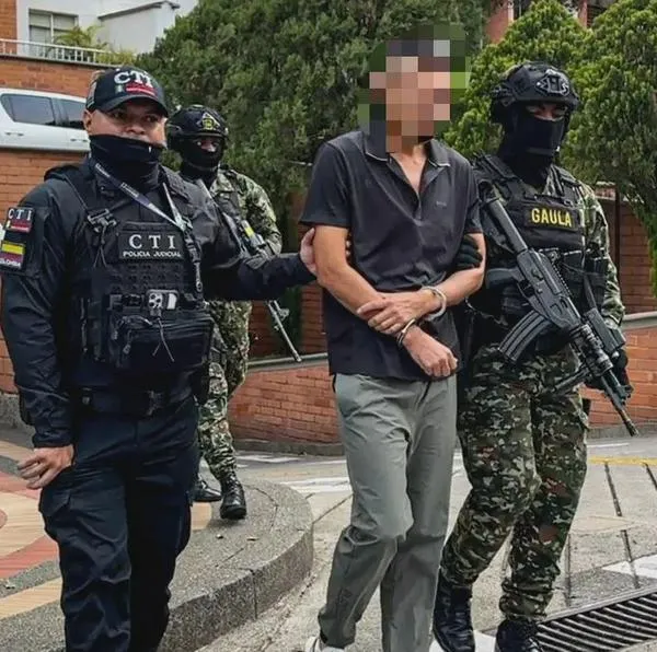Captura en Medellín del enlace de 'Iván Mordisco'