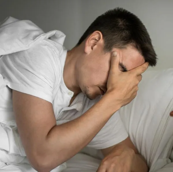 Hábitos que afectan el sueño de la Generación Z y cómo impactan su salud