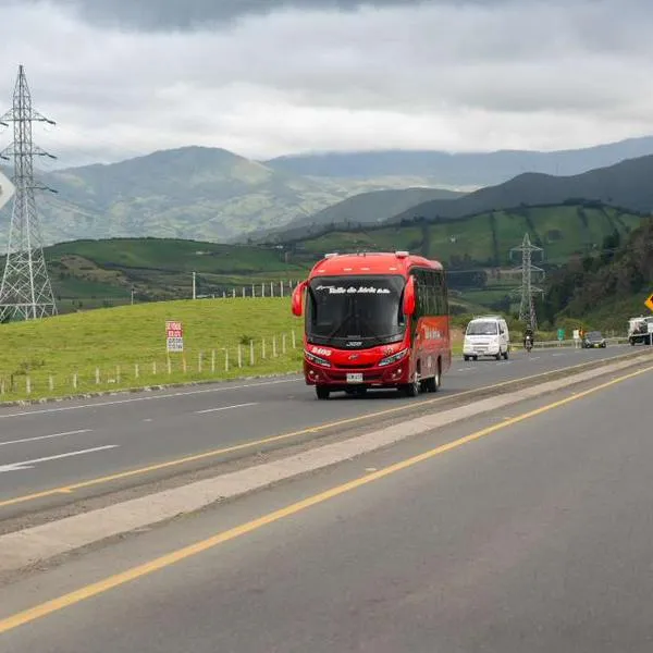 Dónde es más barato ir en bus desde Bogotá a Zipaquirá, Sopó o Guatavita en 2026