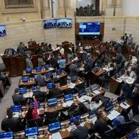 Gustavo Petro propone ley sobre inasistencias en el Congreso de Colombia en 2026