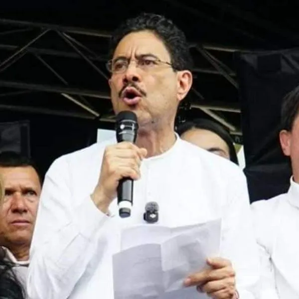 CNE abre investigación preliminar contra campaña de Iván Cepeda por consulta de octubre de 2025