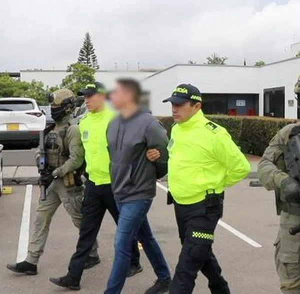 Cayó en el aeropuerto El Dorado alias Alex, enlace del Cártel de Sinaloa