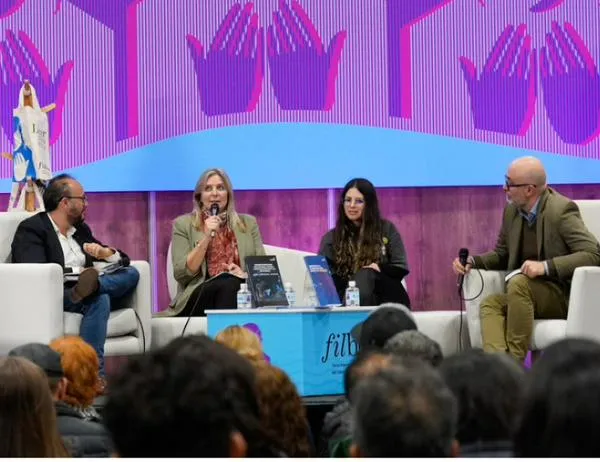 Con dos nuevos libros, Bogotá lidera la reflexión sobre transformación digital en Iberoamérica 
