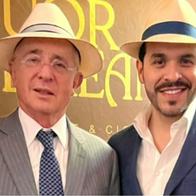 Álvaro Uribe evitó responder si votaría por Abelardo de la Espriella en las elecciones presidenciales. Prefirió ratificar su apoyo a Paloma Valencia.