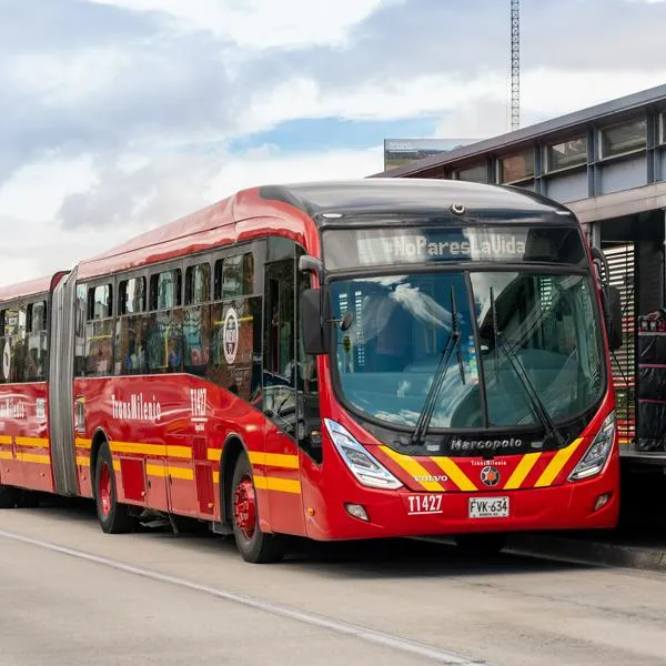 Bogotá implementa control en Transmilenio por vendedores en Avenida Caracas 2026 