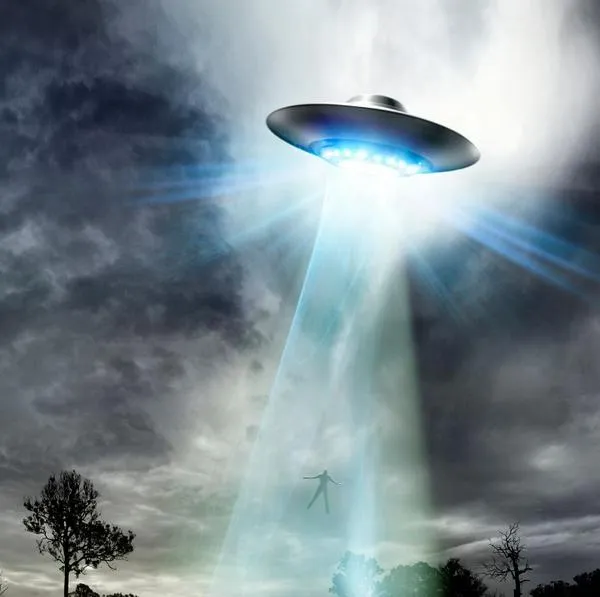 Estados Unidos desclasifica archivos de ovnis y fenómenos UAP en 2026. Documentos de la NASA, FBI y Departamento de Guerra 