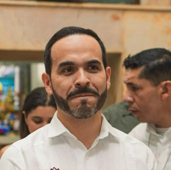 Abelardo de la Espriella denuncia plan de atentado en su contra. El candidato asegura que usarían francotiradores y señala a la DNI.