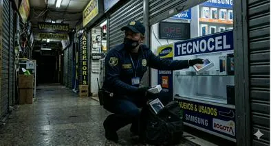 Celador habría robado $ 200 millones de local de San Andresito Norte en Bogotá