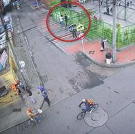 Hombre es capturado tras ingresar a la fuerza a colegio en Engativá y agredir a su hijo