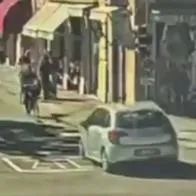 Terror en Italia: conductor atropelló a varios peatones y atacó a otros más