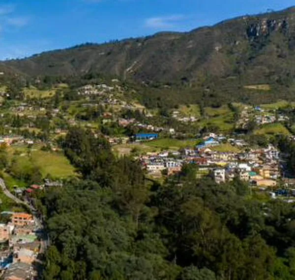 CAR aprieta crecimiento suburbano y respalda a Minambiente en su plan de ordenar la Sabana 