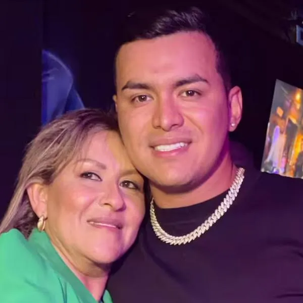 ¿Qué tal esto? La mamá del cantante Yeison Jiménez sorprendió al destapar por quién votará para la presidencia de Colombia. Pidió apoyar a las mujeres.