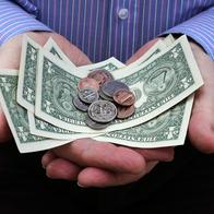 Dólar en Colombia cerró la semana con el precio más bajo del mes; ¿por qué cayó?