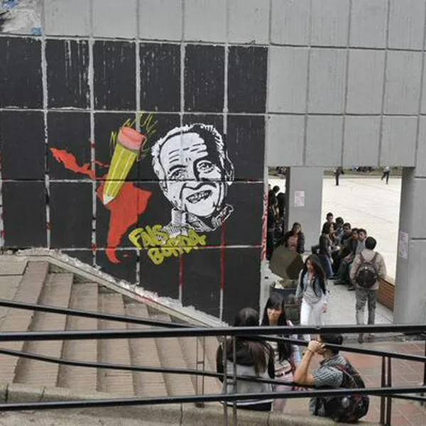 Universidad Pedagógica denunció que hay personas externas armadas, dijo rector