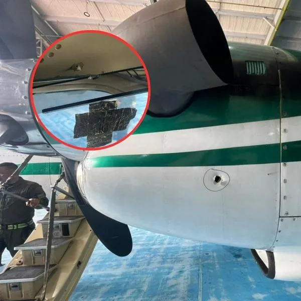 Así quedó el avión de la Policía que recibió disparos en Ocaña, Norte de Santander