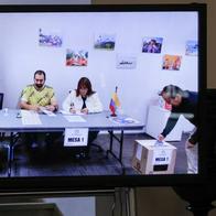 Así fue el primer voto en el exterior de estas elecciones presidenciales de 2026