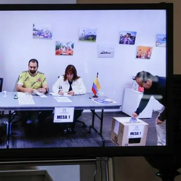 Así fue el primer voto en el exterior de estas elecciones presidenciales de 2026