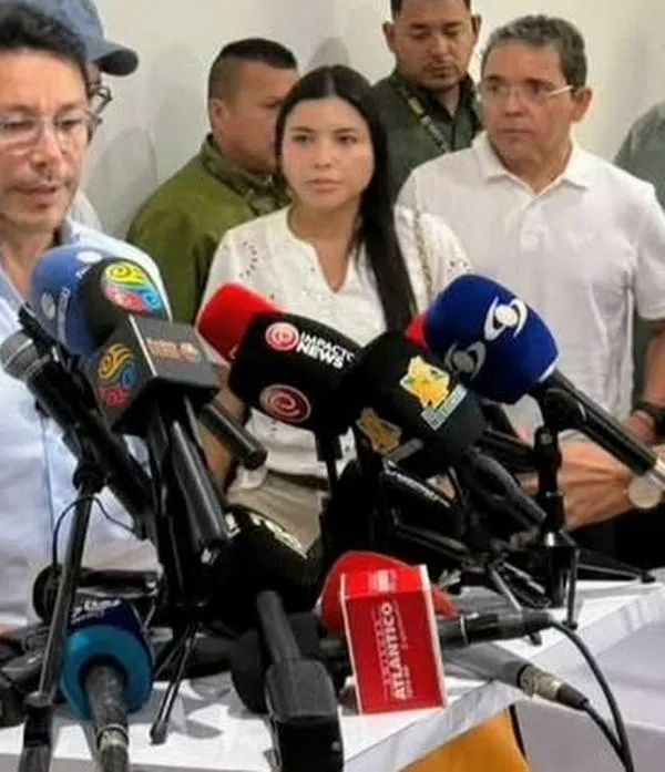 Caicedo se baja, para apoyar a Cepeda, a cinco días de las elecciones