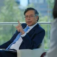 Comisión de Acusaciones abre investigación de oficio contra Petro por presunta participación en política