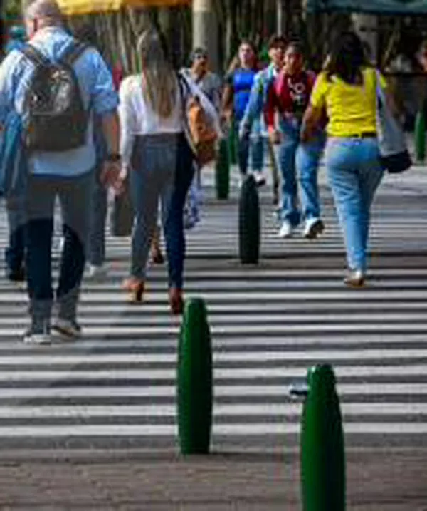 Uno de cada dos colombianos se siente inseguro y solo la mitad aprueba la salud: encuesta de percepción ciudadana
