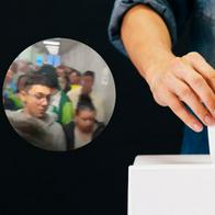 Momento en el que colombianos están molestos por un problema para votar en el consulado de Nueva Jersey, Estados Unidos