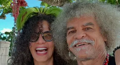 Esposa del 'Pibe' Valderrama publicó audios en su defensa por lío con familiares