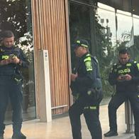 Tras casi ocho horas de operativo en Bocagrande, las autoridades ingresaron al apartamento del candidato Santiago Botero, pero descubrieron que se había fu