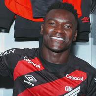 Kevin Viveros la rompe en Brasil: hizo nuevo gol con Athletico Paranaense
