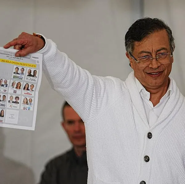 Elecciones 2026: Gustavo Petro mostró por quién votó y podría meterse en líos