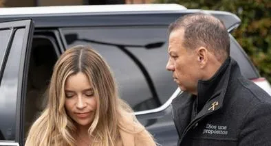 Manuela Echeverri reveló que el candidato Santiago Botero la echó de su casa por reclamarle sobre Santurbán y para meter a su amante.