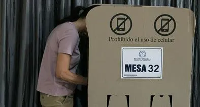 Maracaibo, Venezuela, May 31, 2026, Colombians residing in Venezuela vote in the first round of elections for the next President of Colombia. (Photo by: Jose Bula Urrutia/UCG/Universal Images Group via Getty Images)