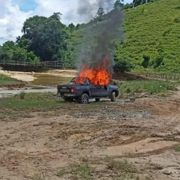 Así encontraron la camioneta en la que iban cuatro personas que fueron secuestradas en Segovia, Antioquia