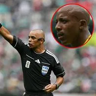 El árbitro Wilton Sampaio toma una decisión durante el partido del Grupo A de la Copa Mundial de la FIFA 2026 entre México y Sudáfrica en el Estadio de la Ciudad de México el 11 de junio de 2026 en la Ciudad de México,