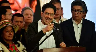Iván Cepeda logra nuevos votos a una semana de elecciones de segunda vuelta