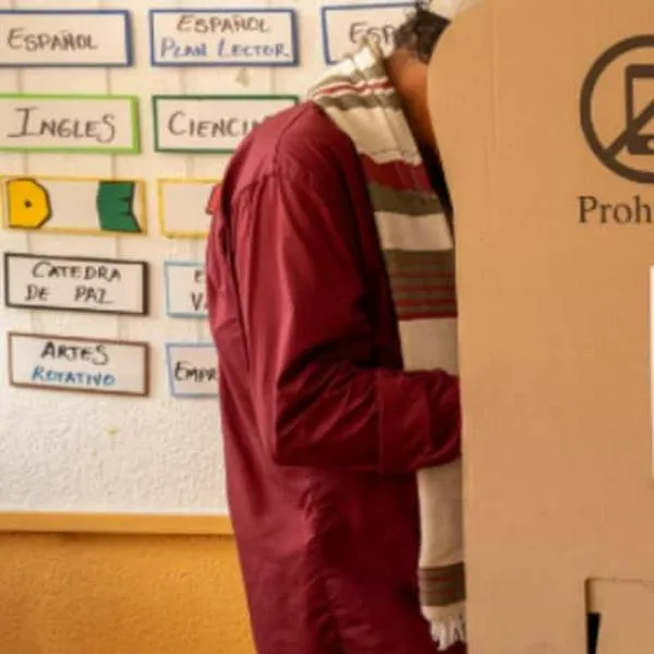 Registraduría y Procuraduría reiteran prohibición del uso de celulares en puestos de votación durante la segunda vuelta presidencial 