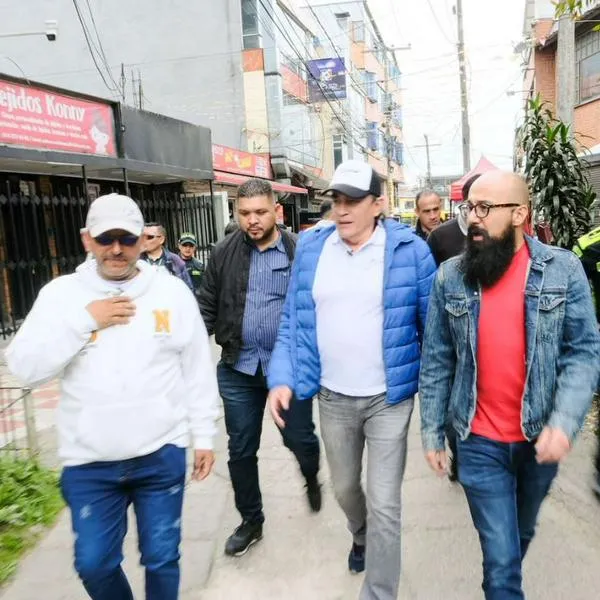 El exdirector de la UNGRD Carlos Carrillo desató una fuerte polémica nacional al afirmar que el país se incendiará si Iván Cepeda pierde las elecciones.  