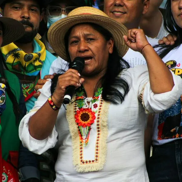 Si Iván Cepeda gana, ¿quién asumiría como presidente? ¿Aida Quilcué?