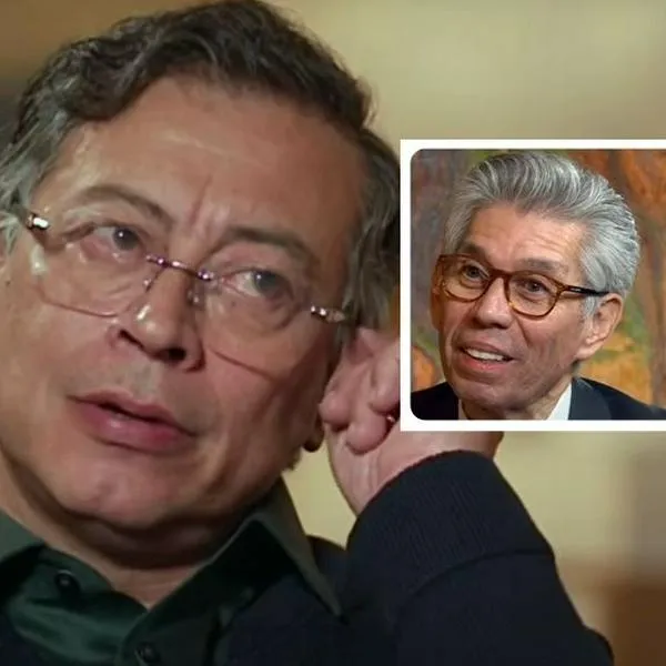 Gustavo Petro defendió a Daniel Coronell por una cuenta que apoya a Abelardo de la Espriella que publicó el número de vuelo del periodista hacia Colombia