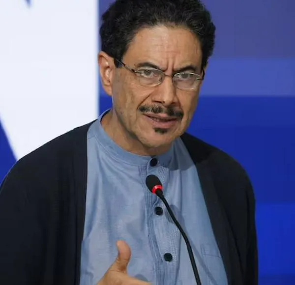 Cepeda acepta resultados, pero anuncia impugnación de 33 mil mesas