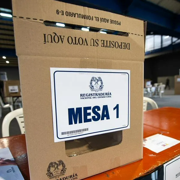 Blancos y nulos: 675.000 votos con distancia de De la Espriella y Cepeda