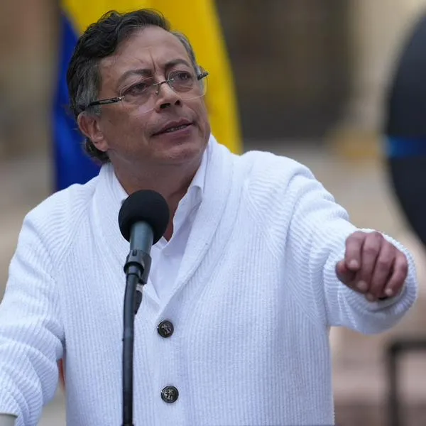 Críticas a Gustavo Petro por actitud ante elecciones presidenciales en Colombia  