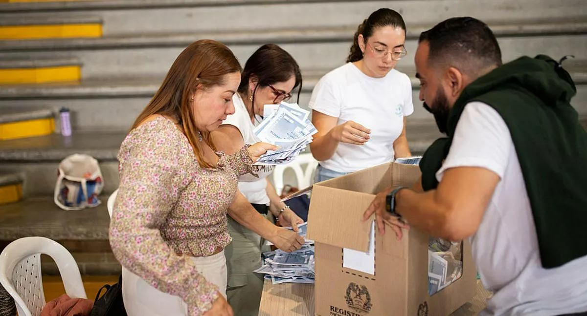 CNE dijo por qué no contará votos del exterior y dijo que era imposible