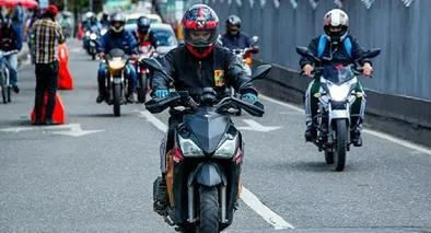 Motociclistas en Bogotá deben prepararse para fuerte cambio con las licencias